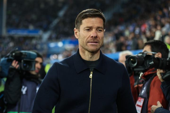 星空体育-下一站安菲尔德？阿隆索领跑利物浦新帅预测排名，斯洛特会下课吗