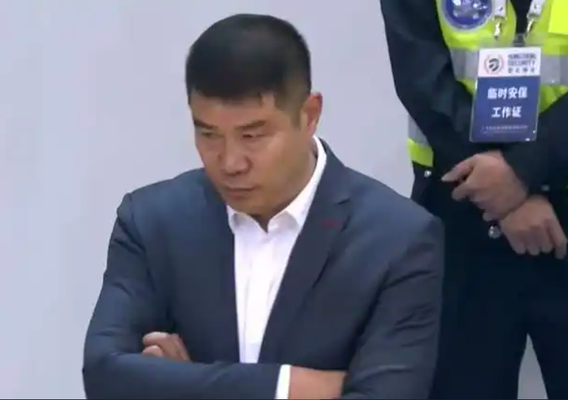 星空体育在线登录-张子宇10分!山东女篮力擒广东,帕克两双数据,终结对手14连胜!