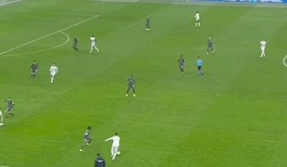 星空体育官网-【欧冠】莱昂亚伯拉罕破门，AC米兰2比1红星