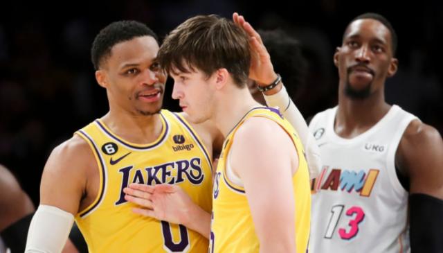 星空体育官方入口-里夫斯敞开心扉：曾考虑火箭马刺 詹皇有时像小孩