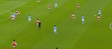 【足总杯】阿尔瓦雷斯中柱 阿克破门 曼城胜阿森纳