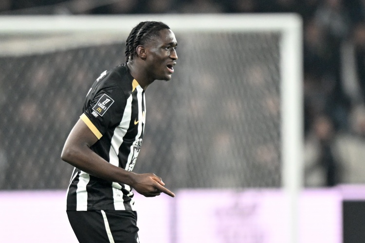 星空体育在线登录-RMC：昂热前锋谢里夫转会水晶宫遇阻，盖伊离队或是交易搁浅原因