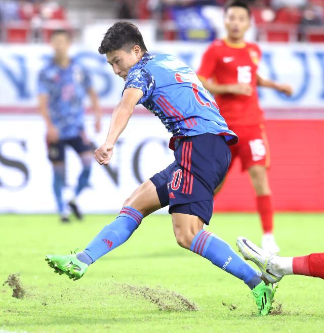 星空体育在线登录-日本足球中国通现场观战东亚杯 看看他的国足点评