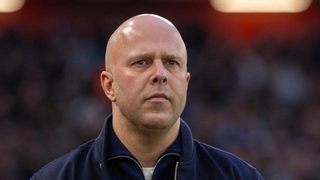 星空体育官网-输比赛不输发布会 斯洛特又把问题算在裁判头上了