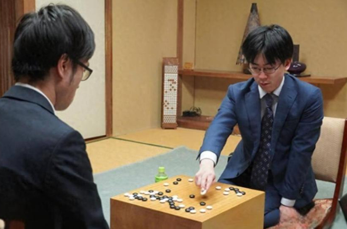 星空体育在线登录-同一年出战棋圣、十段两项挑战赛的棋手 芝野虎丸期待开辟新时代|赵治勋|小林光一|井山裕太|棋圣战|十段战_新浪体育_新浪新闻